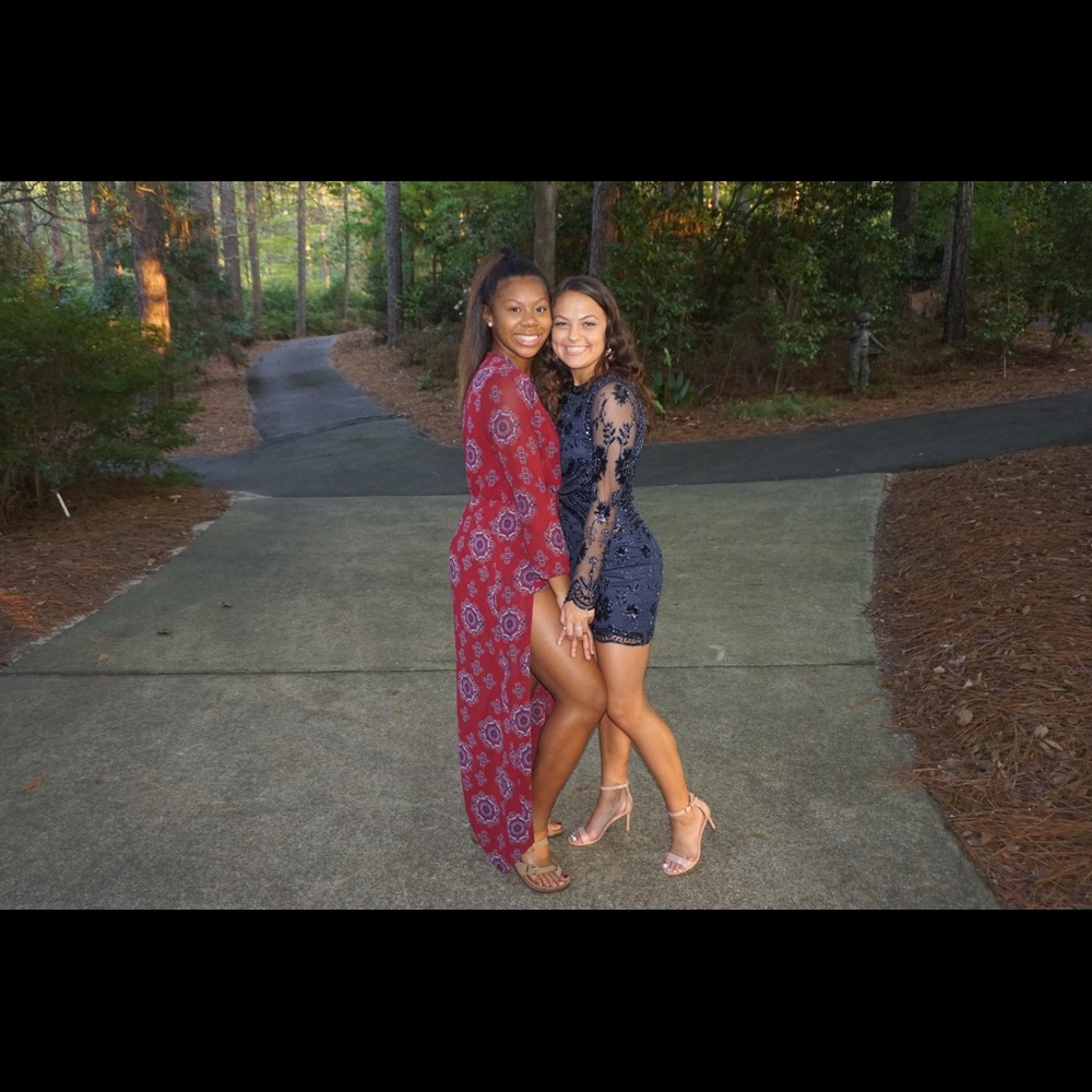 Meet your Posher, Julia